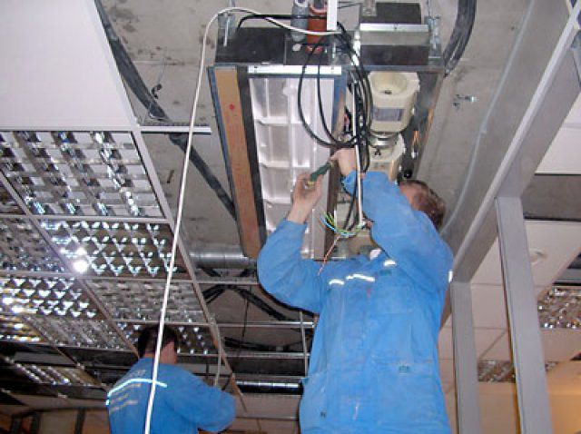 údržba stropnej jednotky
